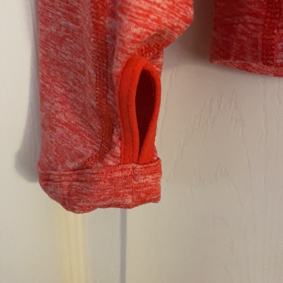 Nike Pullover - Picture 3 of 3